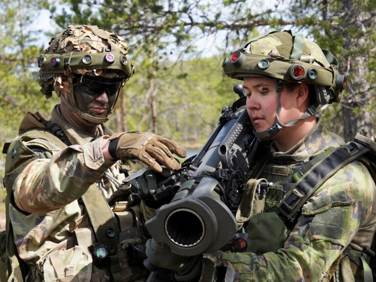 L&rsquo;OTAN lance des exercices dans l&rsquo;Arctique et s&rsquo;engage à protéger la Finlande