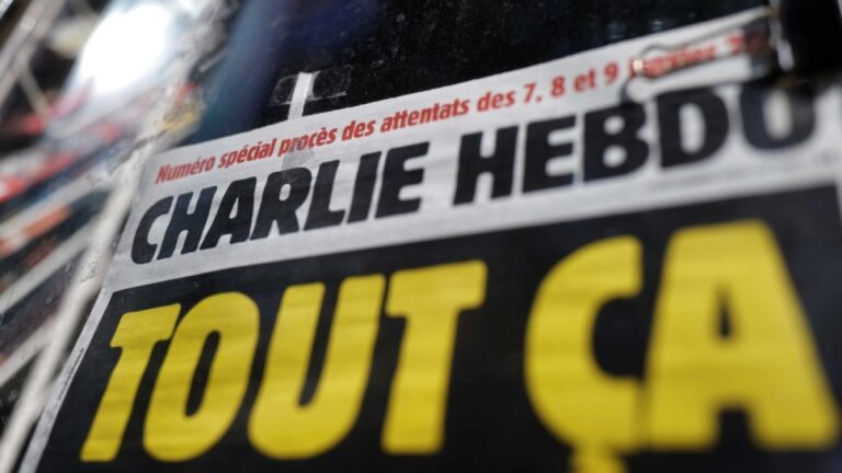La Turquie claque la couverture de Charlie Hebdo d&rsquo;Erdogan électrocuté dans la baignoire