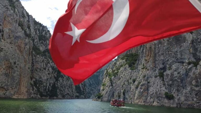 Le nouveau parcours pour les amoureux de la nature !  Passage mystérieux : Canyon de Şahinkaya