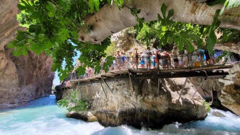 Saklıkent Canyon accueille des milliers d&rsquo;invités