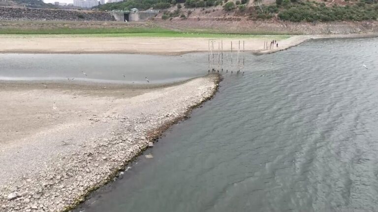 Le niveau d&rsquo;eau dans les barrages d&rsquo;Istanbul est tombé à 33%