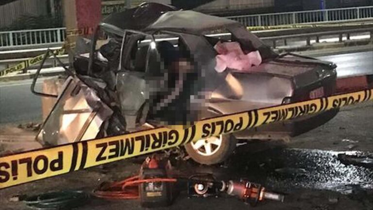 Horrible accident à Manisa !  La voiture a percuté le terre-plein : 4 morts, 1 blessé grave