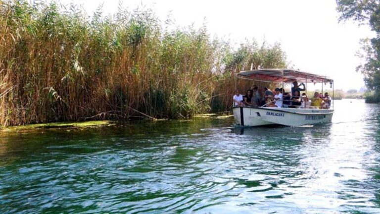 Intérêt intense des citoyens pour les excursions en bateau à Akyaka