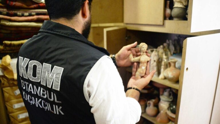 Opération d&rsquo;objets historiques à Istanbul : 7 mille 364 objets ont été saisis