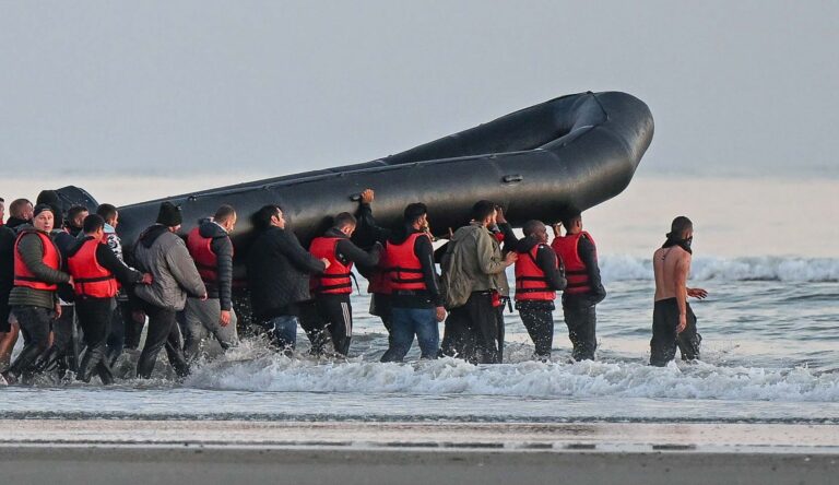 Le Royaume-Uni annonce un accord avec la Turquie pour lutter contre la migration irrégulière