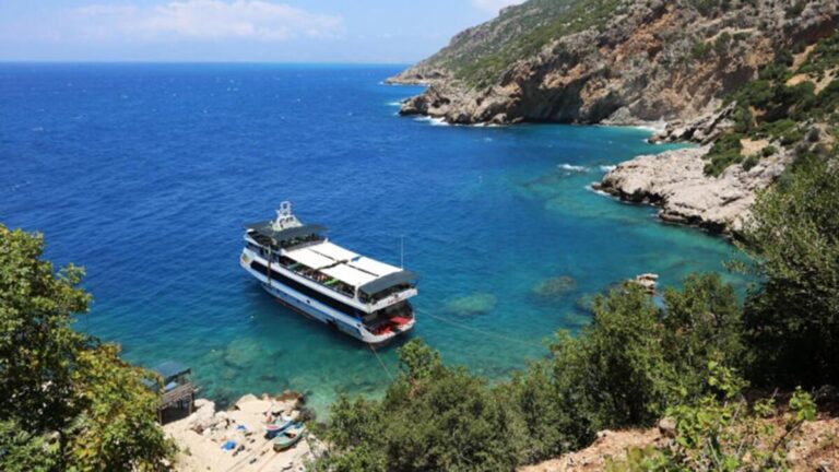 Paradis caché où les pirates se cachent à Hatay