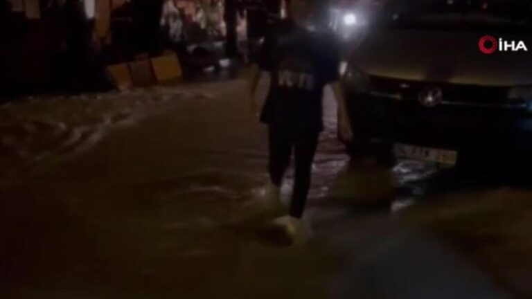 Fortes pluies à Istanbul : rues et avenues transformées en lacs