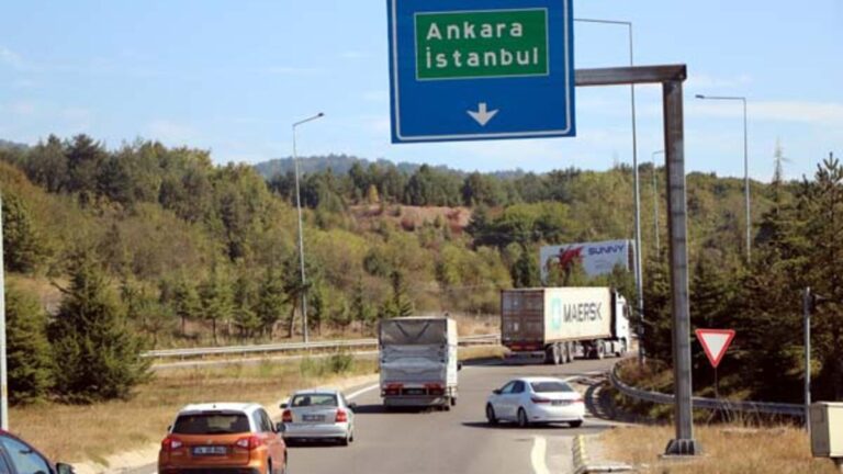 La direction d&rsquo;Ankara de l&rsquo;autoroute a été fermée, la densité des véhicules s&rsquo;est produite sur l&rsquo;autoroute D-100