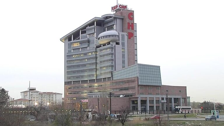 Réunion critique pour le congrès du CHP : que dira le Premier ministre à propos de ces dates ?