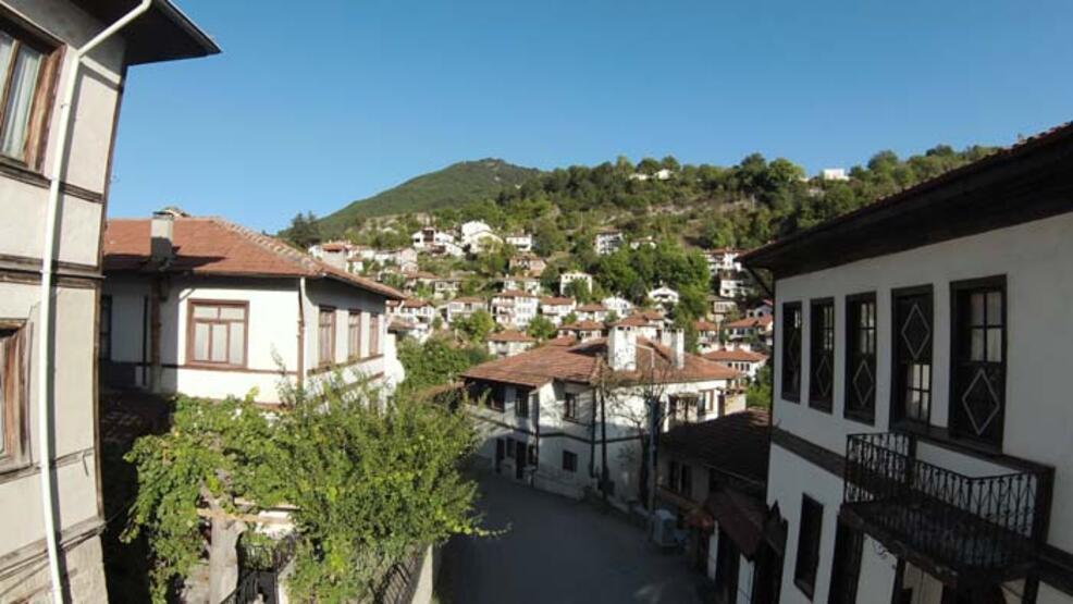 Quartier historique portant le titre de « ville lente » : Göynük