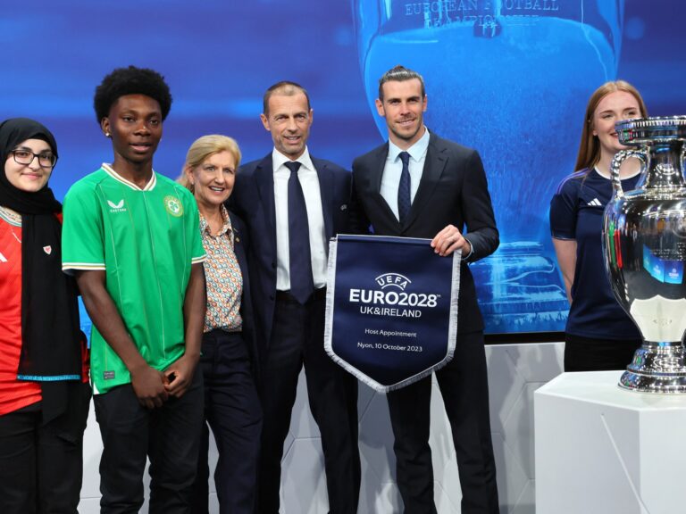 L&rsquo;UEFA nomme le Royaume-Uni et l&rsquo;Irlande comme hôtes de l&rsquo;Euro 2028, ainsi que la Turquie et l&rsquo;Italie pour 2032.