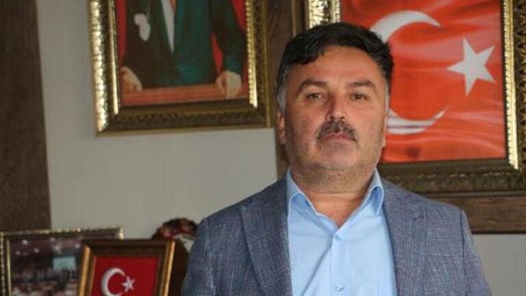 Le parti AK a renvoyé le maire Coruk devant le conseil de discipline