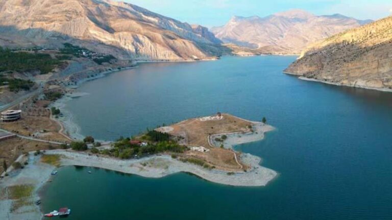 Un paradis caché à Erzurum : la péninsule de Bozburun