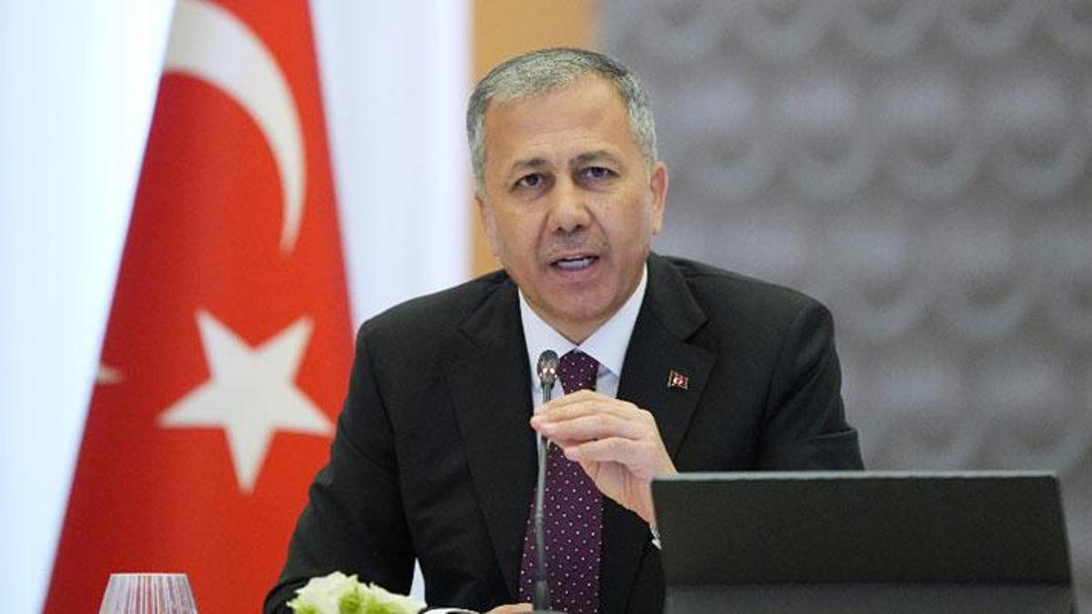 La réunion sur la sécurité et le renseignement s'est tenue sous la présidence du ministre Yerlikaya