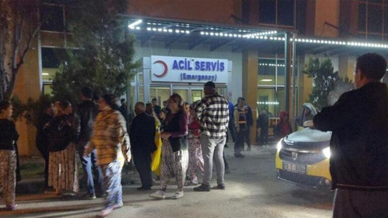 Le divertissement militaire est devenu sanglant !  Il y a beaucoup de blessés