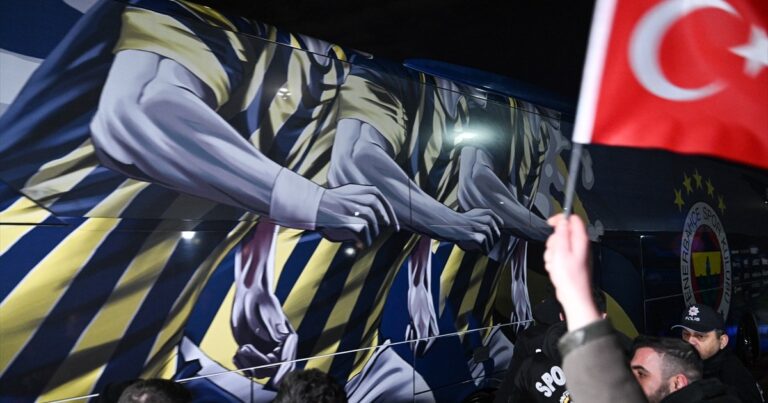 La finale de la Super Coupe de Turquie en Arabie Saoudite annulée en raison d&rsquo;une dispute sur les T-shirts d&rsquo;Atatürk