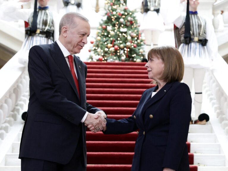 Le turc Erdogan se rend en Grèce pour forger une « nouvelle ère » après des années de frictions