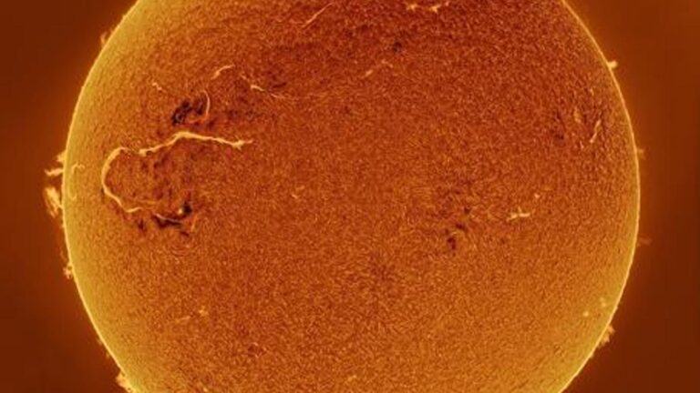 Un astrophotographe turc remporte un prix pour sa photo du Soleil