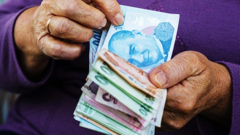 Droit à la retraite anticipée de 6 ans pour les femmes : quelles sont les conditions ?