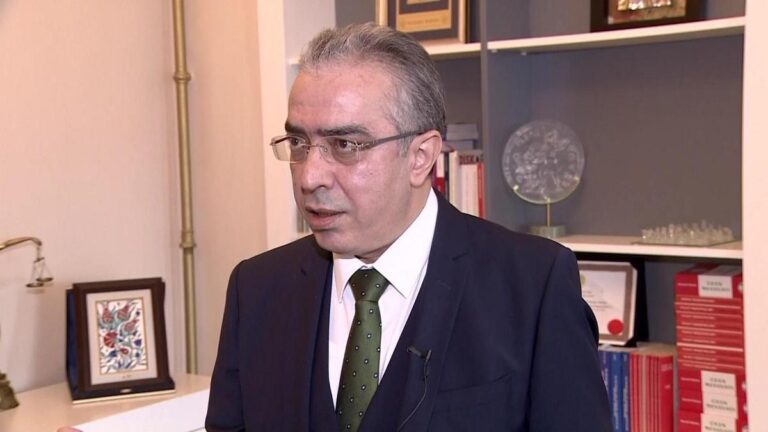 Processus en 4 étapes pour la nouvelle constitution