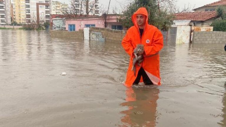 Catastrophe des inondations à Antalya : les travaux se poursuivent sur 426 points