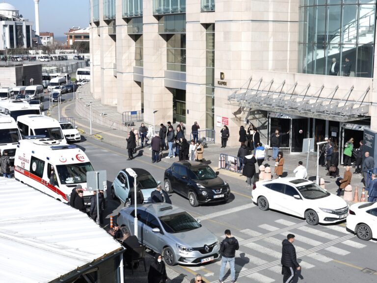 Une personne tuée dans l&rsquo;attaque du palais de justice d&rsquo;Istanbul