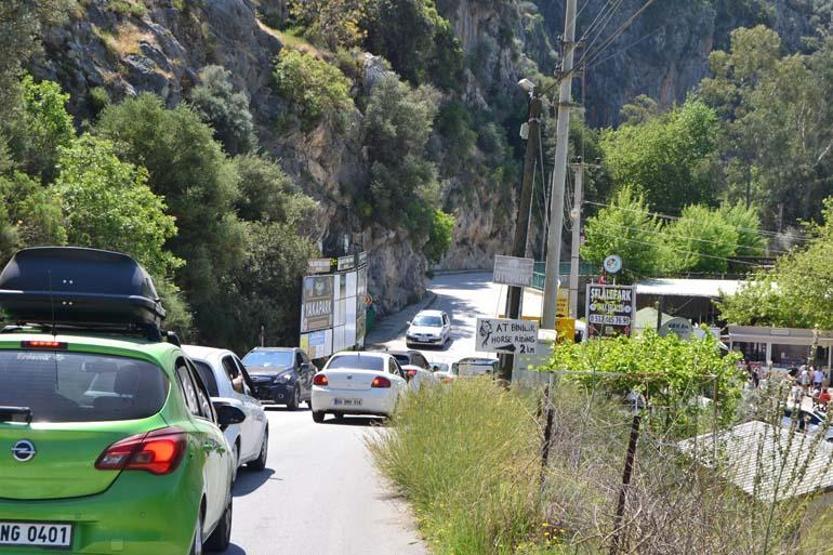 Il y avait une ruée pour les vacances dans le canyon de Saklıkent