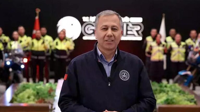 Déclaration du ministre Yerlikaya sur les mesures de vacances