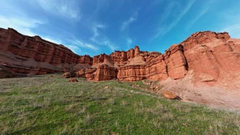 Ce n'est ni le Colorado Canyon ni la Cappadoce