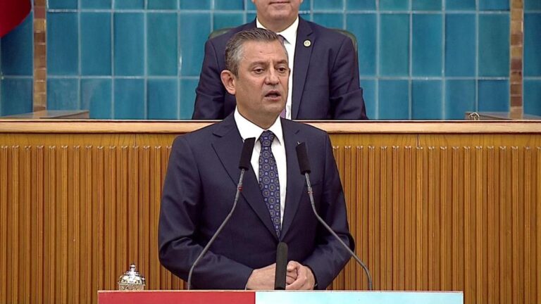 DERNIÈRES NOUVELLES : Özgür Özel, président du CHP : La rencontre avec Bahçeli est positive et productive