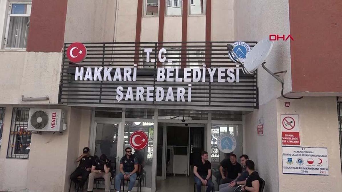 Administrateur de la municipalité de Hakkari : il existe également des dossiers sur 27 maires DEM