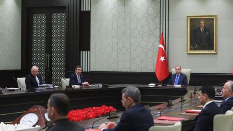 Fin de la réunion du MGK présidée par le président Erdoğan