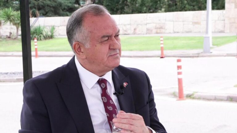 Erkan Akçay, vice-président du groupe MHP : Devlet Bahçeli a donné l'ordre de protéger la volonté de la nation