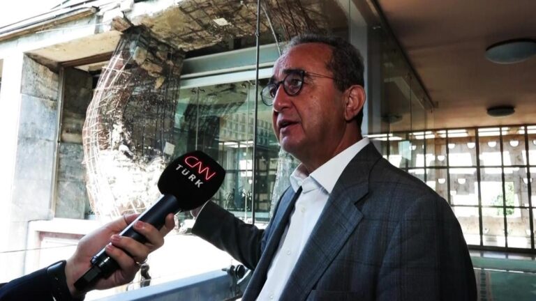 Que s’est-il passé à la Grande Assemblée nationale turque cette nuit-là ?  Tezcan : « Il y avait une volonté de résister quel que soit le parti »