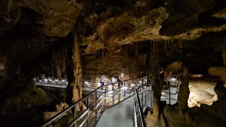 Le mystérieux palais souterrain de Turquie ! Évadez-vous de la chaleur africaine, respirez dans la grotte de Karaca