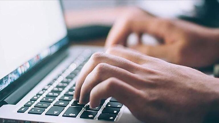 Réduire l’empreinte carbone numérique : une approche durable à l’ère numérique