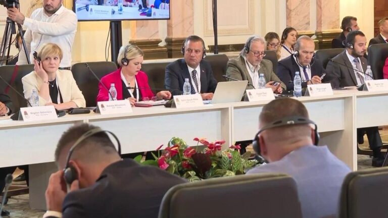 Le leader du CHP, Özel, se rend aux États-Unis