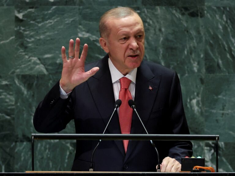 Le président turc Erdogan affirme que les valeurs de l'ONU et de l'Occident sont en train de « mourir » à Gaza