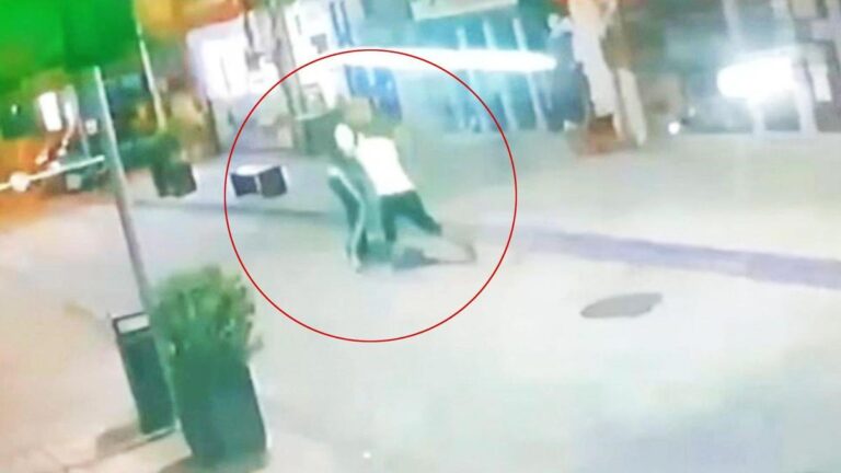 LE MOMENT DE VIOLENCE À LA CAMÉRA ! Il a attaqué son ennemi avec une arme à feu…