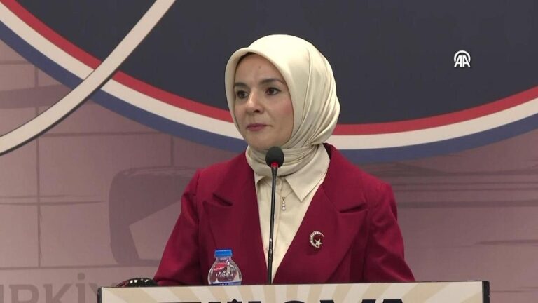 Le ministre Göktaş a parlé des féminicides à Istanbul