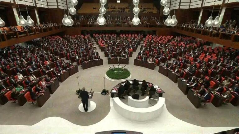 L'ordre du jour est chargé à la Grande Assemblée nationale turque cette semaine