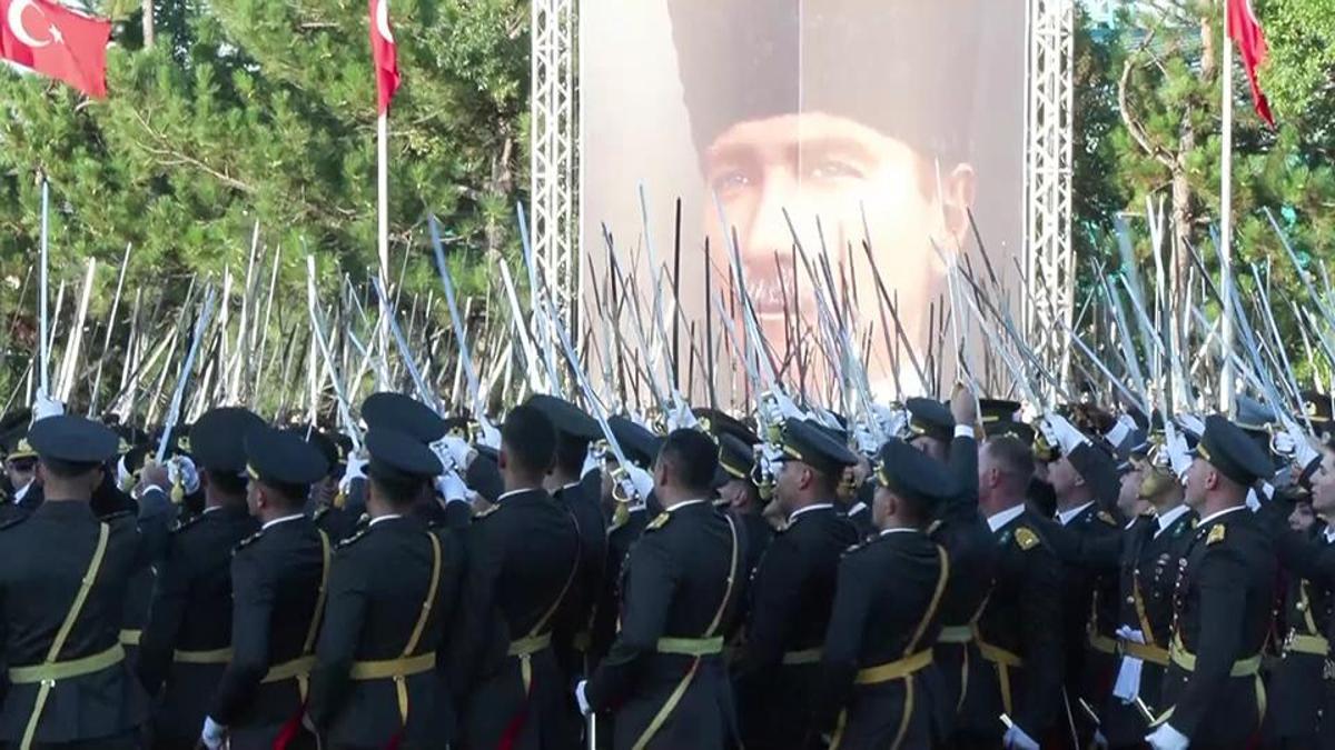 DERNIÈRES NOUVELLES || Le jour de la décision du serment de l'épée a été annoncé