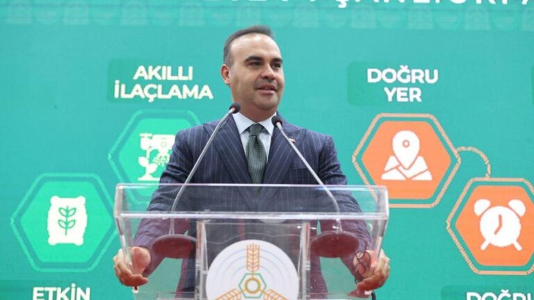 Les applications agricoles intelligentes arrivent ! Le ministre de l'Industrie et de la Technologie, Kacır, a annoncé la bonne nouvelle