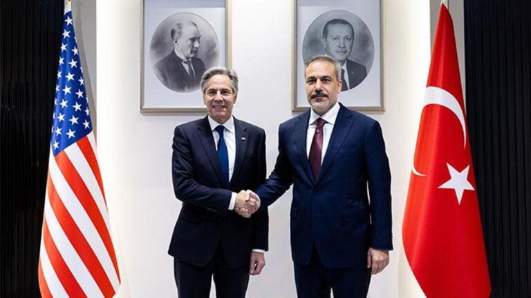 DERNIÈRES NOUVELLES… Le ministre des Affaires étrangères Hakan Fidan a rencontré son homologue américain Blinken ! « Notre priorité est la stabilité en Syrie »