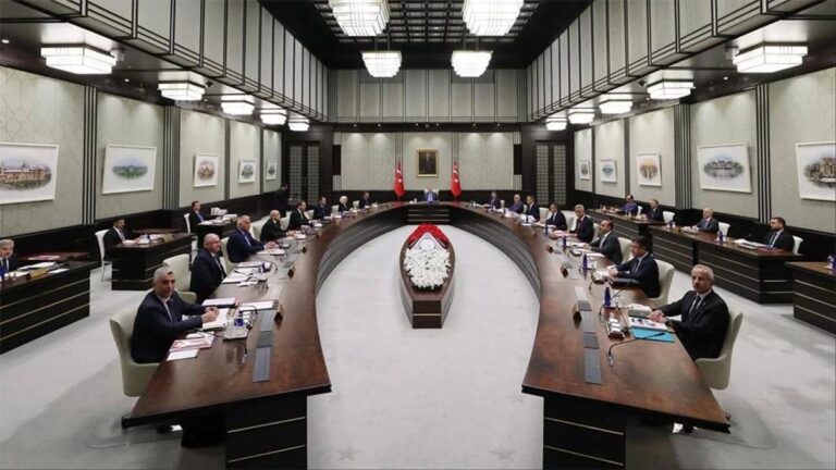 DERNIÈRES NOUVELLES | Le cabinet se réunira lundi sur un sujet critique