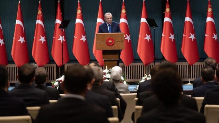 LA RÉUNION DU CABINET A COMMENCÉ ! Quelles sont les décisions du conseil des ministres du 23 décembre 2024 ? Tous les regards sont tournés vers le président Erdoğan !