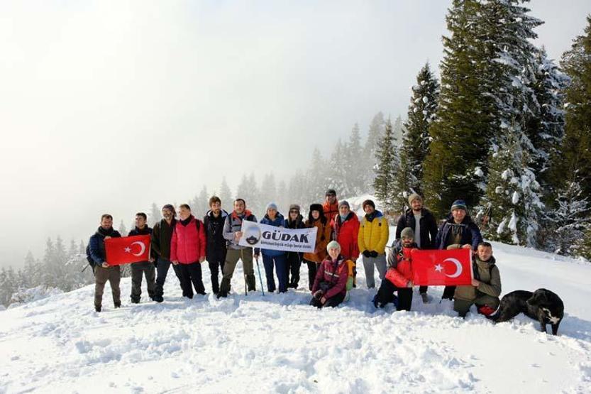Une promenade hivernale de conte de fées sur le plateau de Tohtamur