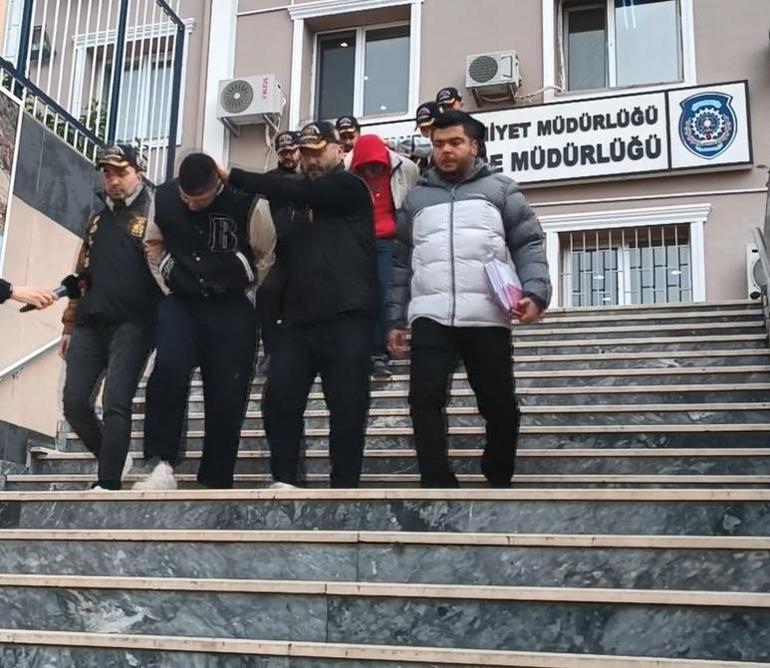 Ils ont tourné une vidéo et fait pleuvoir des balles sur le lieu de travail