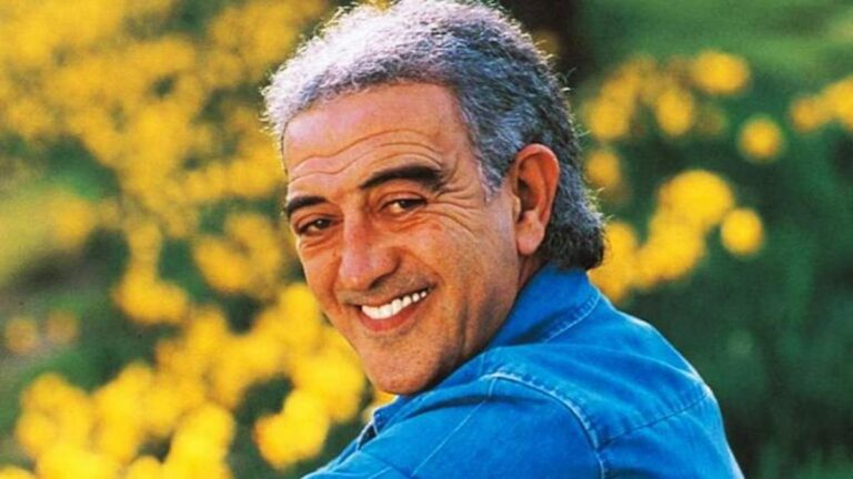 EDIP AKBAYRAM EST EN USI ! Un maître artiste de 75 ans souffre d'une hémorragie interne