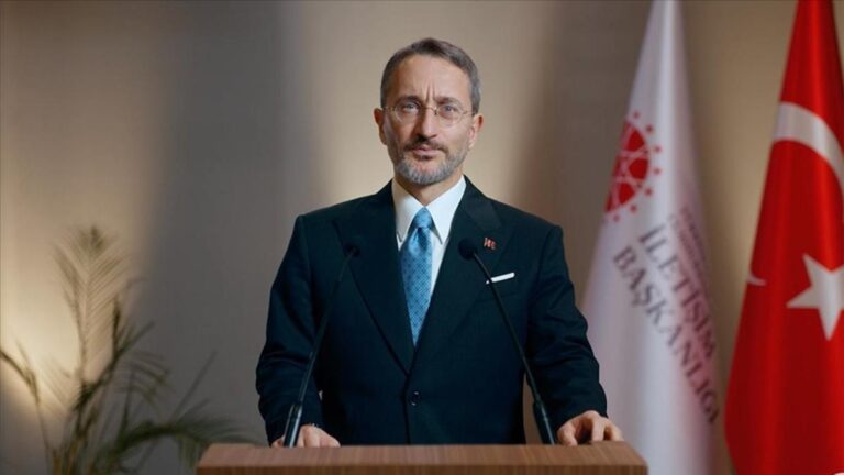 Fahrettin Altun : Nous serons toujours avec nos journalistes